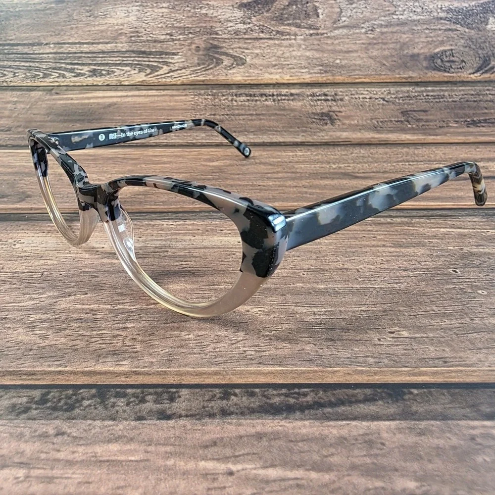 Muse In the‎ Eyes of the Cat Eye Eyeglass Grey Black Tortoise 39-P9437 52-17-140